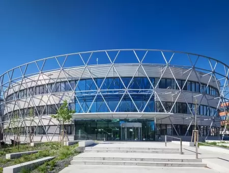 Exkurze do sdílených laboratoří Kryoelektronové mikroskopie a tomografie a Nanobiotechnologie